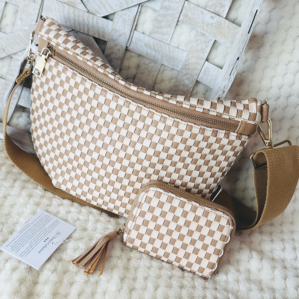 New nwt pretty simple Westlyn Tan and White Checkered Women's bum Bag Set wallet